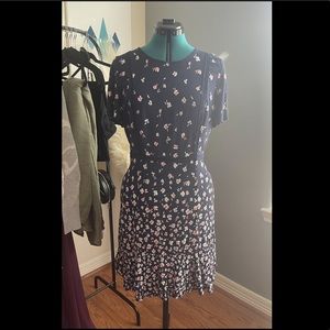 ‘xhilaration’ navy floral dress in XL